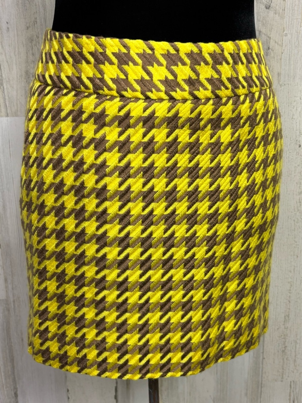 The Limited Yellow and Brown Houndstooth Pencil Mini Skirt